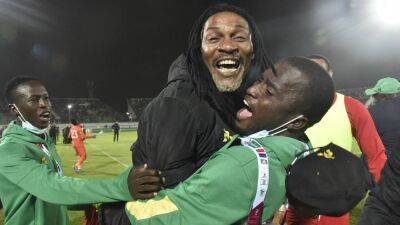 Rigobert Song - Road to Qatar: how Cameroon qualified for World Cup 2022 - thenationalnews.com - Qatar - Switzerland - Serbia - Brazil - Mozambique - Algeria -  Algeria - Cameroon - Malawi - Ivory Coast
