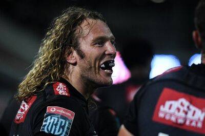 Sean Everitt - Werner Kok - Sharks get out of jail after near-total collapse to scintillating Zebre in 10-try thriller - news24.com - Italy - South Africa