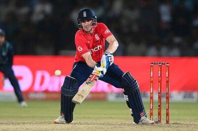 Harry Brook - Moeen Ali - Brook, Duckett help England thump Pakistan in third T20I - news24.com - Pakistan