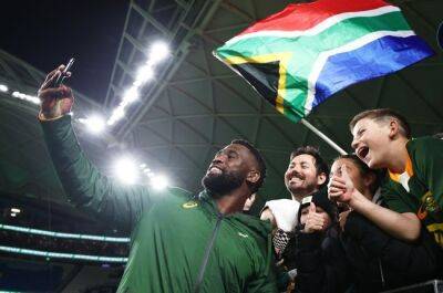 Siya Kolisi - WATCH | Hilarious moment load shedding strikes Springbok presser: 'Welcome' - news24.com - Argentina - South Africa - New Zealand - county Kings - county Park