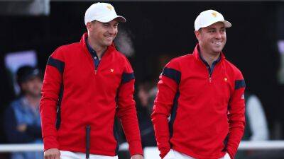 Presidents Cup: Internationals show some fight at Quail Hollow but United States retain control