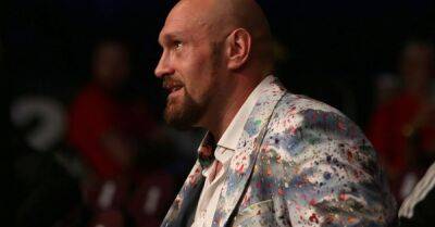 Sign fight contract by Monday or I’m moving on, Tyson Fury tells Anthony Joshua
