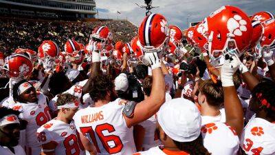 No. 5 Clemson survives comeback against No. 21 Wake Forest in double overtime