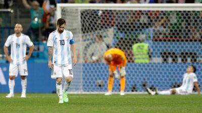 Messi and Argentina in danger of World Cup exit as Croatia reach the last 16
