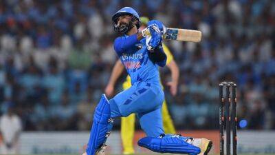 Rohit Sharma - Ravi Shastri - "Easy Game?" Ravi Shastri Asks Dinesh Karthik On Win vs Australia In 2nd T20I. His Reply Is Pure Gold - sports.ndtv.com - Australia - India -  Hyderabad -  Bangalore