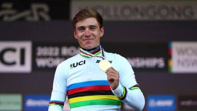 Michael Matthews - Christophe Laporte - Wollongong 2022: Dominant performance from Evenepoel sees him become youngest world champion in 29 years - eurosport.com - France - Netherlands - Australia