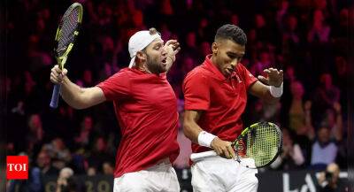 Roger Federer - Novak Djokovic - Team Europe - Sock and Auger-Aliassime keep Team World in Laver Cup chase - timesofindia.indiatimes.com - France - Usa