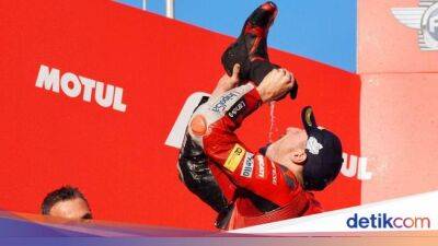 Jack Miller - Shoey is Back! Jack Miller pun Kembali Minum dari Sepatu - sport.detik.com - Australia