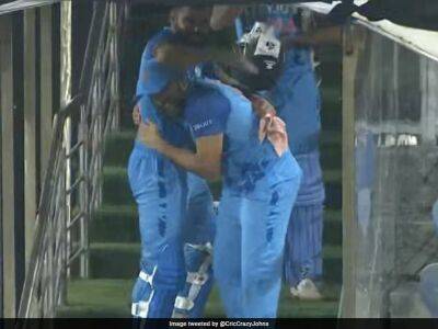 Cameron Green - Tim David - Virat Kohli - Daniel Sams - Watch: Rohit Sharma, Virat Kohli's Epic Reaction In Dugout As India Win 3rd T20I vs Australia - sports.ndtv.com - Australia - South Africa - India -  Hyderabad