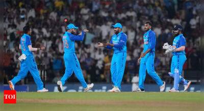 ICC T20I Rankings: India go seven points clear of England at top - timesofindia.indiatimes.com - Australia - South Africa - India - Pakistan -  Karachi