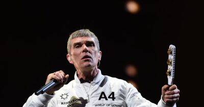 Ian Brown fans fuming at paying £40 to see star turn up without a band on opening night of tour - manchestereveningnews.co.uk - Manchester