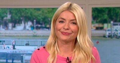 Phillip Schofield - Holly Willoughby - Gorka Marquez - Helen Skelton - Holly Willoughby defended from 'haters' as she brings back ITV This Morning tradition after backlash - manchestereveningnews.co.uk - Britain - county Hall