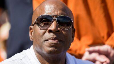 Barry Bonds admits Hall of Fame pursuit matters to him: 'That dream is still not over for me'