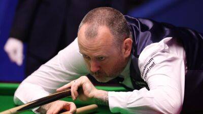 British Open 2022 snooker LIVE – Mark Williams and Mark Selby make winning start, Zhao Xintong in action