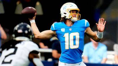 Justin Herbert - Chargers' Brandon Staley defends playing injured Justin Herbert to the end in loss to Jaguars: 'He felt good' - foxnews.com - Los Angeles -  Los Angeles -  Kansas City - state California -  Jacksonville - county Keith