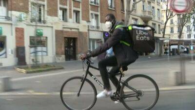 Uber Eats, Deliveroo, Frichti: Riders' working conditions come under scrutiny - france24.com - France