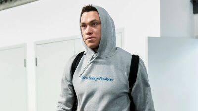 Aaron Judge's pre-game outfit hints at return to Yankees in free agency