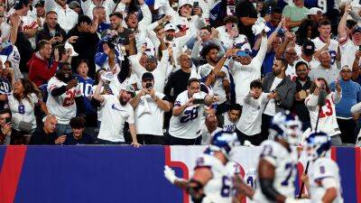 Sad Giants fan goes viral as team settles for field goal late in loss to Cowboys