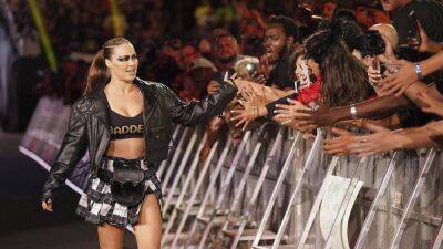 Ronda Rousey: UFC legend takes swipe at fans as she praises WWE fans