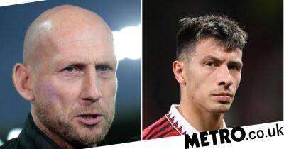 Jaap Stam - Jaap Stam slams Lisandro Martinez’s critics for questioning his height after Manchester United transfer - metro.co.uk - Britain - Manchester - Argentina