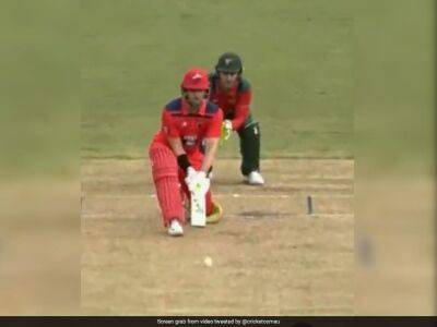 Watch: Australian Batter Hits Boundary With Unique Shot Using Back Of The Bat