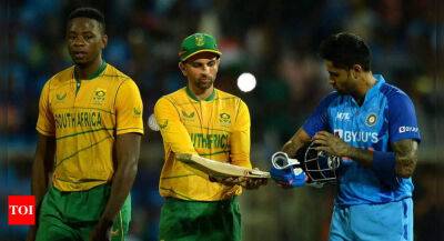 Aiden Markram - Wayne Parnell - South Africa need to find ways to combat new ball: Keshav Maharaj - timesofindia.indiatimes.com - South Africa - India