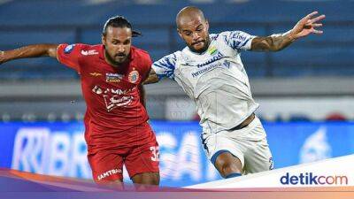 Persib Bandung - Bung Ferry & Herru Joko Pendam Asa The Jakmania-Bobotoh Se-Tribune - sport.detik.com - Indonesia -  Jakarta