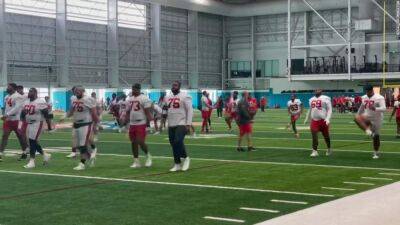 Todd Bowles - Tampa Bay Buccaneers practice in Miami and talk about Hurricane Ian impact; Minneapolis selected as contingency site for Sunday's game - edition.cnn.com - Florida - county Miami - county Sterling - county Wayne -  Minneapolis - county Bay