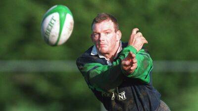 Ryan Jones - Steve Thompson - Three ex-Irish rugby players to sue IRFU in landmark concussion case - rte.ie - Ireland -  Dublin