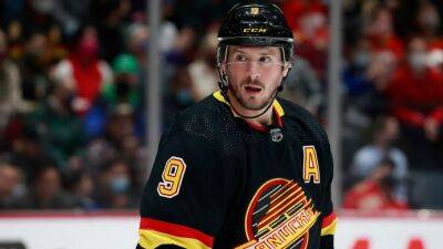 Vancouver Canucks sign leading scorer J.T. Miller to 7-year, $56 million contract