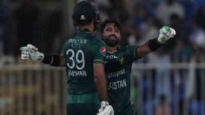 Asia Cup 2022: Pakistan set up India rematch after thrashing Hong Kong