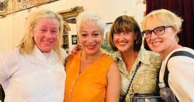 ITV Corrie stars past and present reunite to support Dame Maureen Lipman as she takes on role away from soap - manchestereveningnews.co.uk - Manchester - Usa