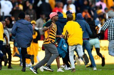 Charges laid against Kaizer Chiefs after fans invade Stellenbosch pitch - news24.com