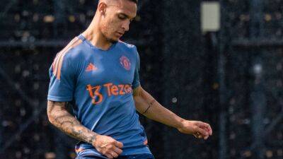 Antony trains with new Manchester United teammates ahead of Arsenal clash - in pictures