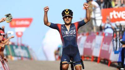 Enric Mas - Richard Carapaz - Carapaz wins stage in Vuelta, Roglic reduces gap to Evenepoel - rte.ie - Ecuador - county Sierra -  Astana