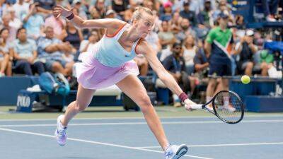 Petra Kvitova - Jessica Pegula - Petra Kvitova edges Garbiñe Muguruza in third-set tiebreaker to complete comeback, advance at US Open - espn.com - France - Usa