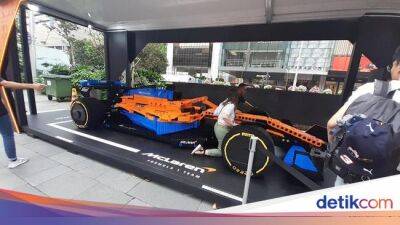 Jelang F1 GP Singapura: Melihat Lego McLaren Raksasa di Orchard Road - sport.detik.com - Singapore