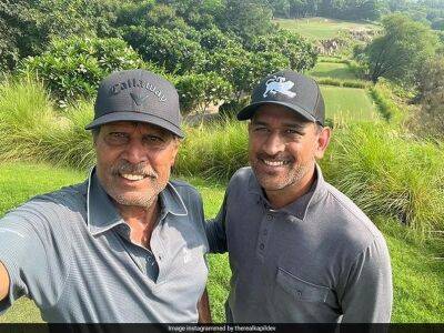 Kapil Dev Shares Pic With MS Dhoni From Golf Course, Ranveer Singh Reacts