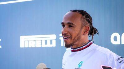 Mercedes driver Lewis Hamilton hopes to be part of Manchester United takeover - Paper Round
