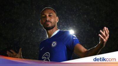 Marcos Alonso - Pierre-Emerick Aubameyang - Jordi Alba - Soal Aubameyang, Chelsea Ngalah ke Barcelona? - sport.detik.com