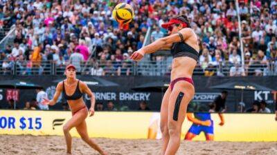 Canadian beach volleyball duo Humana-Paredes, Wilkerson finish 2nd in debut at Chicago Open - cbc.ca - Australia - Canada -  Tokyo -  Chicago - Birmingham - Latvia