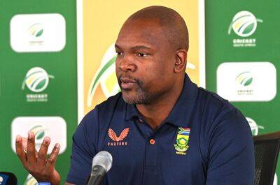 Enoch Nkwe - Csa - Cricket SA considers new split-format contracting model - news24.com - South Africa - India -  Johannesburg