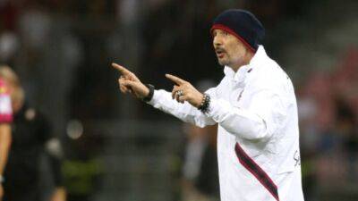 Silvio Berlusconi - Bologna's Mihajlović is first coach fired in Serie A - tsn.ca - Italy