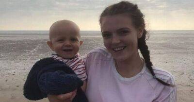 Christmas Eve - Mum and baby found dead in flat next to unopened presents just days after Christmas - manchestereveningnews.co.uk