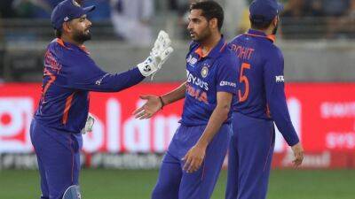 "There Is No Pace": Pakistan Great On Bhuvneshwar Kumar Conceding 14 In 19th Over vs Sri Lanka