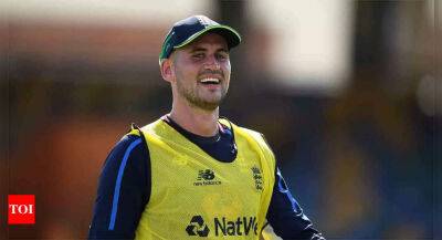 Jonny Bairstow - Alex Hales - Alex Hales called up by England for T20 World Cup after three-year absence - timesofindia.indiatimes.com - Australia - Afghanistan - county Hale