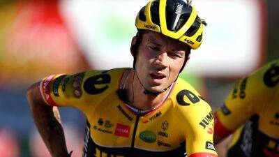 'He can barely walk' - Primoz Roglic in 'quite some pain' after Vuelta crash, says Jumbo-Visma team-mate