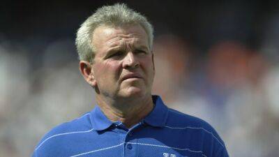 Guy Morriss, longtime NFL lineman and former college football head coach, dead at 71
