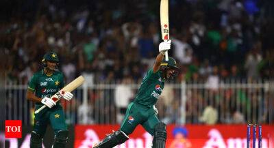 Asia Cup - Asif Ali - Javed Miandad - Pakistan vs Afghanistan Highlights: Pakistan beat Afghanistan by one wicket to qualify for Asia Cup final, India out of contention - timesofindia.indiatimes.com - India - Sri Lanka - Afghanistan - Pakistan