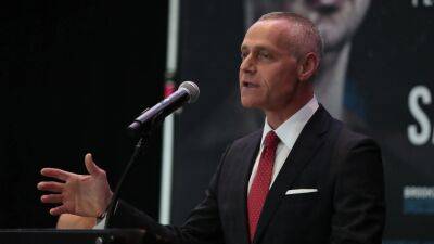 Big 12 commissioner has eyes on 'going out west' to continue conference expansion